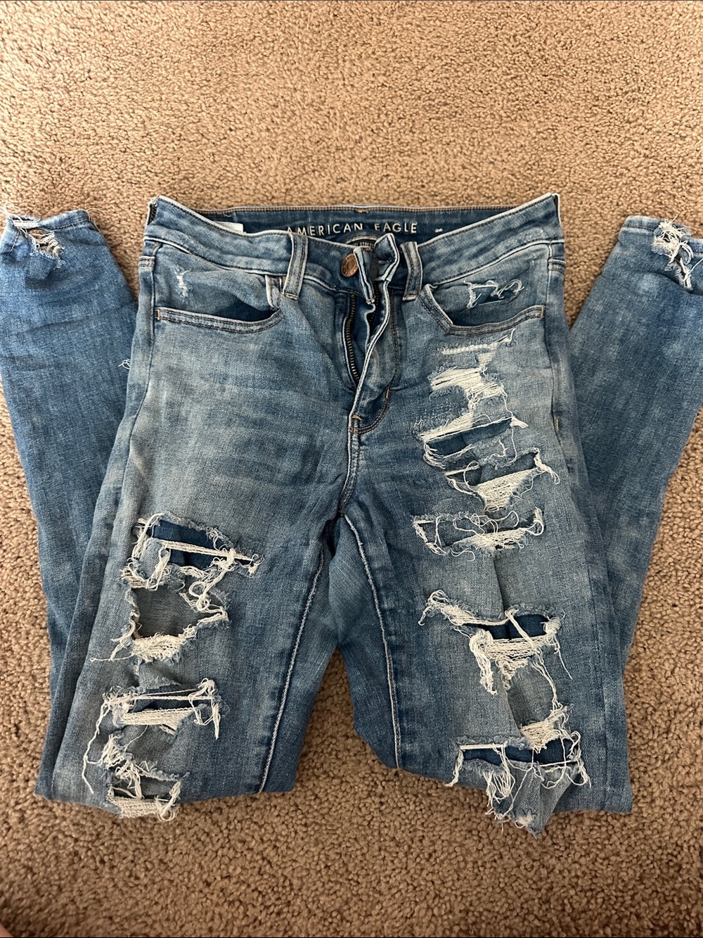 American Eagle Outfitters Distressed Light Blue Women's Jeggings